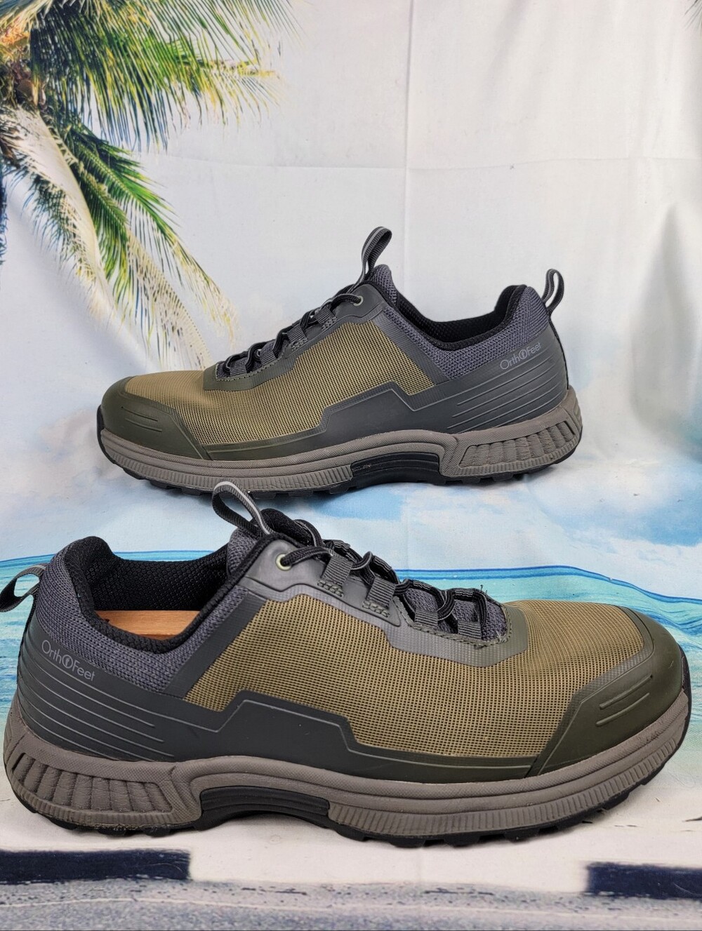 ORTHOFEET Cascade Water Resistant Mens 11.5 Wide 2E